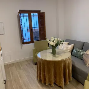 apartamentos-san-granada.es-andalucia.com/